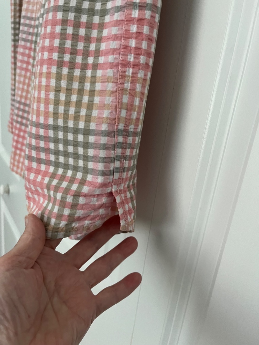L.L. Bean Cotton Seersucker short-sleeve plaid popover shirt Sz. Med - Picture 4 of 8